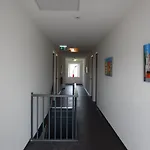 Bij De 3 Linden לינה וארוחת בוקר ווייכן