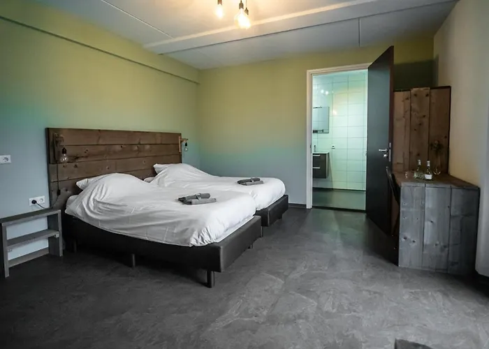 B&B Bij De 3 Linden 비첸